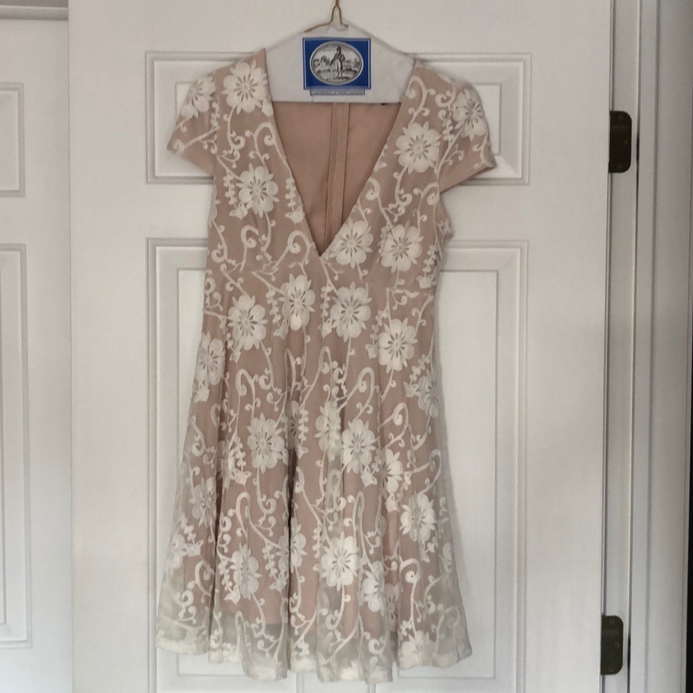 Juniors dress